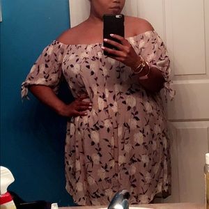 Off shoulder floral print dress!